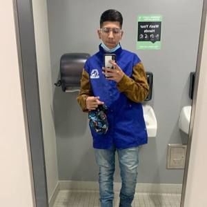 Meet your Posher, Jonathan